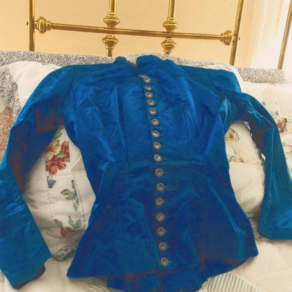 #9 True VICTORIAN Child's SILK SATIN BODICE / JACKET w Original MoonStar Buttons - Picture 2 of 16